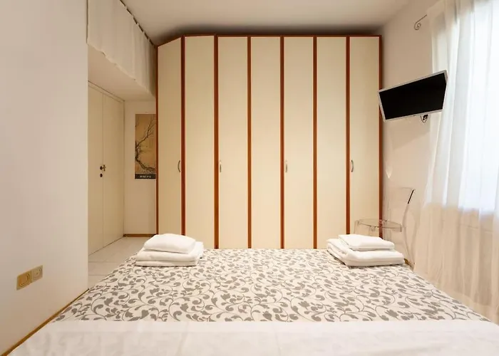 Keys Of Italy - Ghibellina 80 Private Room - In Santa Croce